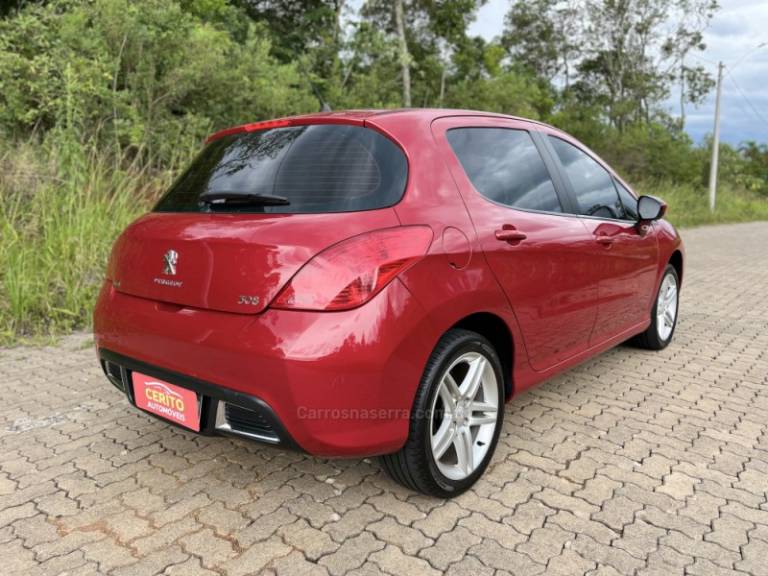 PEUGEOT - 308 - 2015/2015 - Vermelha - R$ 55.900,00