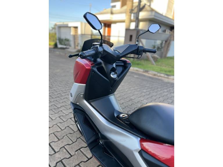 YAMAHA - NMAX 160 ABS - 2017/2017 - Vermelha - R$ 15.900,00