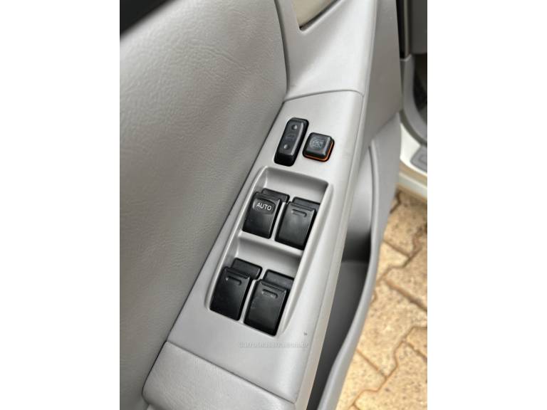 TOYOTA - COROLLA - 2008/2008 - Bege - R$ 44.900,00