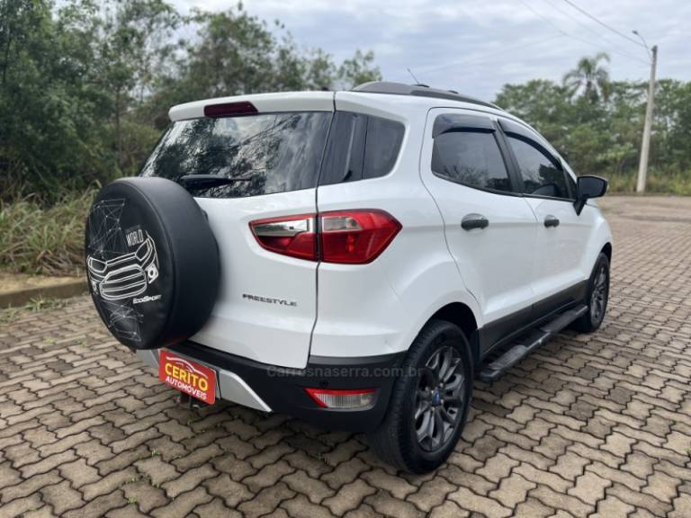 FORD - ECOSPORT - 2012/2013 - Branca - R$ 57.900,00