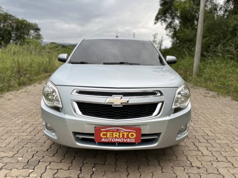 CHEVROLET - COBALT - 2013/2013 - Prata - R$ 48.900,00