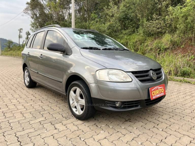 VOLKSWAGEN - SPACEFOX - 2006/2007 - Cinza - R$ 34.900,00