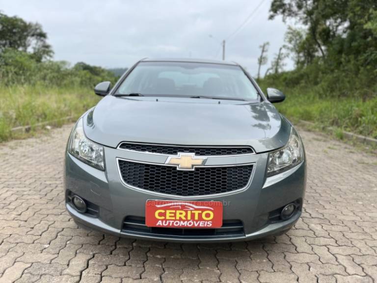 CHEVROLET - CRUZE - 2012/2011 - Cinza - R$ 58.900,00