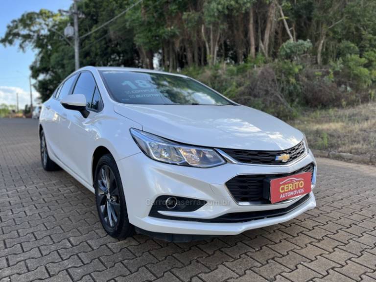 CHEVROLET - CRUZE - 2018/2018 - Branca - R$ 87.900,00