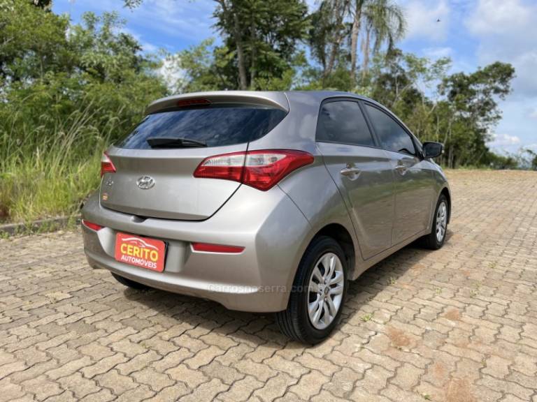 HYUNDAI - HB20 - 2016/2016 - Cinza - R$ 57.900,00