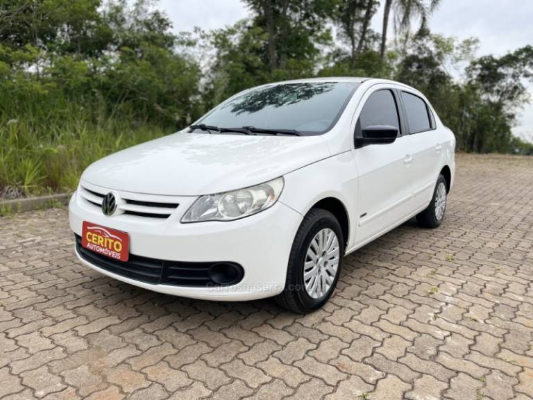 VOLKSWAGEN - VOYAGE - 2008/2009 - Branca - R$ 34.900,00