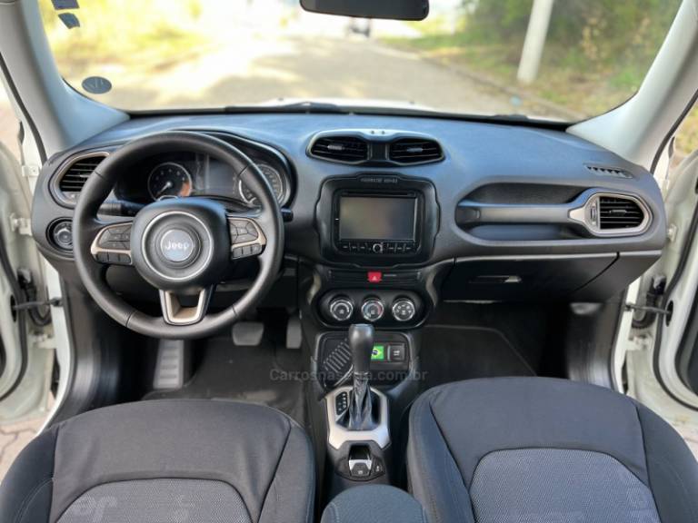 JEEP - RENEGADE - 2016/2017 - Branca - R$ 74.900,00