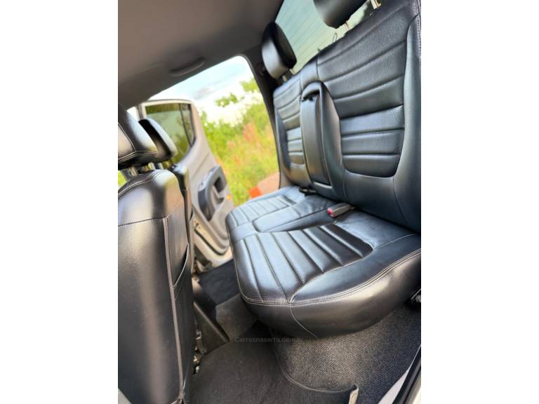 MITSUBISHI - L200 TRITON - 2015/2015 - Branca - R$ 129.900,00