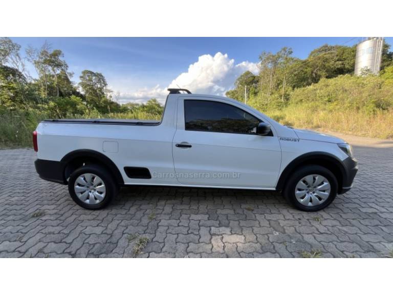 VOLKSWAGEN - SAVEIRO - 2017/2017 - Branca - R$ 55.900,00