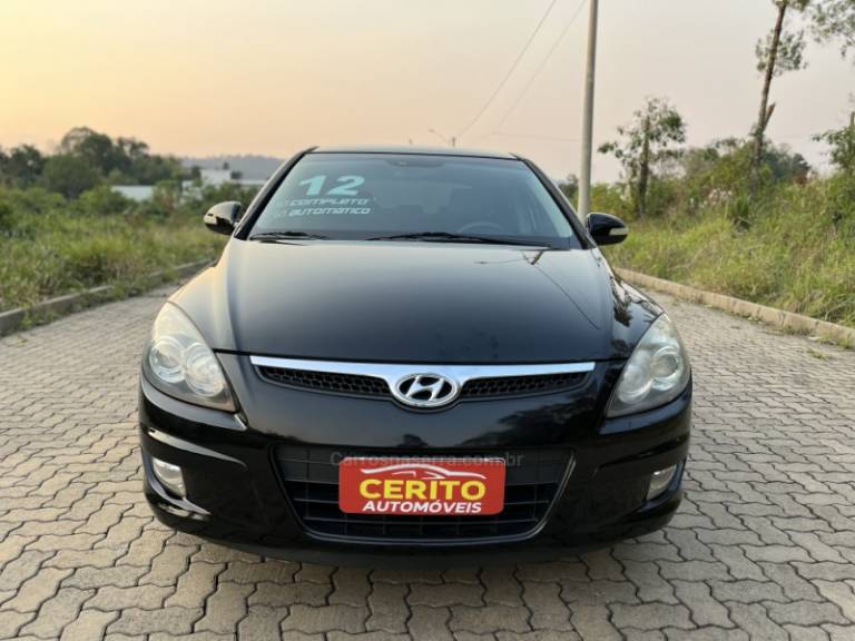 HYUNDAI - I30 - 2011/2012 - Preta - R$ 49.900,00