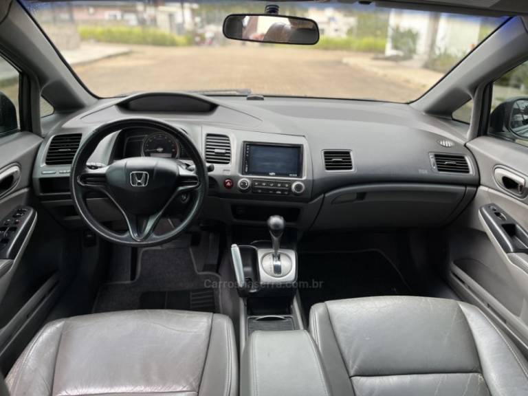 HONDA - CIVIC - 2007/2007 - Cinza - R$ 47.900,00