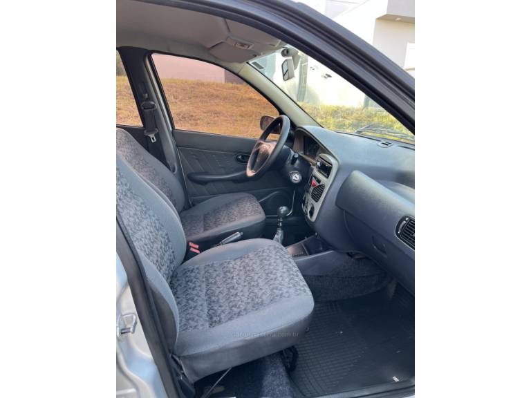 FIAT - PALIO - 2009/2010 - Prata - R$ 30.900,00