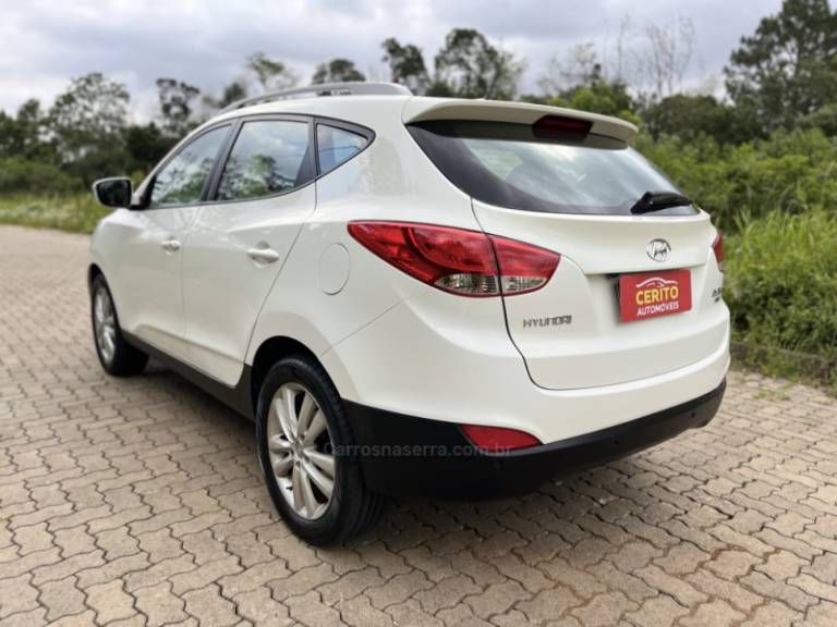 HYUNDAI - IX35 - 2012/2013 - Branca - R$ 69.900,00