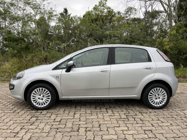 FIAT - PUNTO - 2013/2013 - Prata - R$ 39.900,00