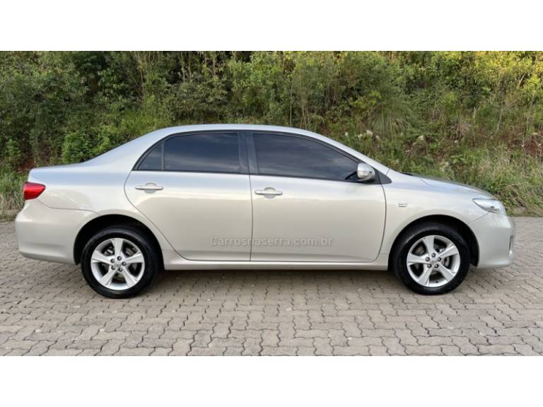 TOYOTA - COROLLA - 2013/2013 - Preta - R$ 69.900,00