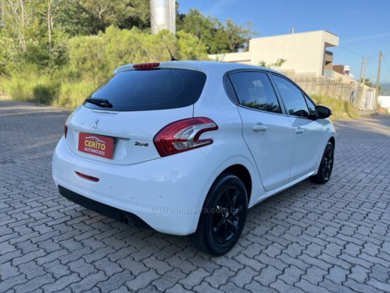 PEUGEOT - 208 - 2014/2014 - Branca - R$ 42.900,00