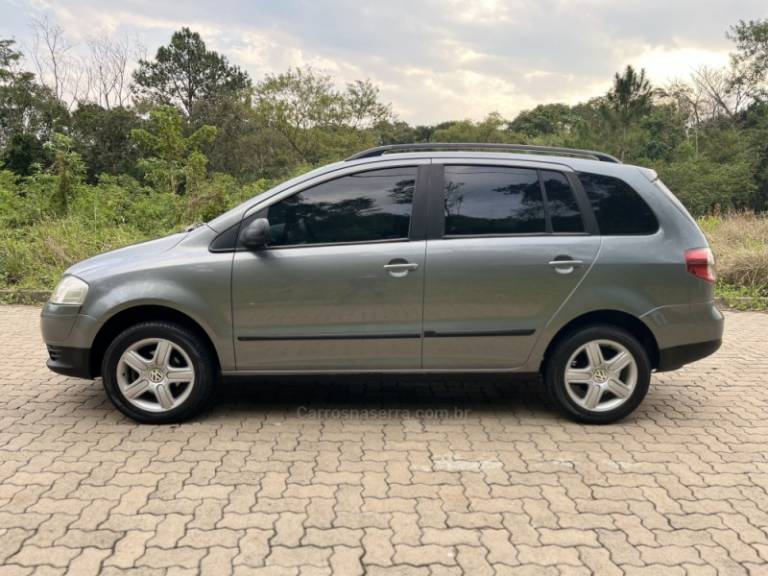 VOLKSWAGEN - SPACEFOX - 2006/2007 - Cinza - R$ 34.900,00