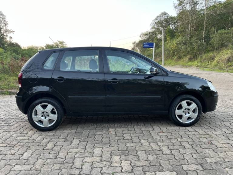 VOLKSWAGEN - POLO - 2010/2010 - Preta - R$ 38.900,00
