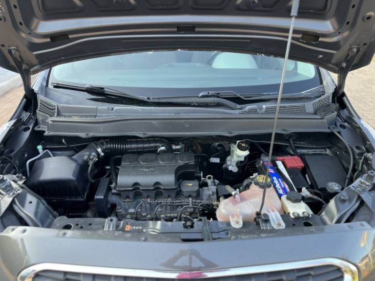 CHEVROLET - SPIN - 2013/2013 - Cinza - R$ 58.900,00