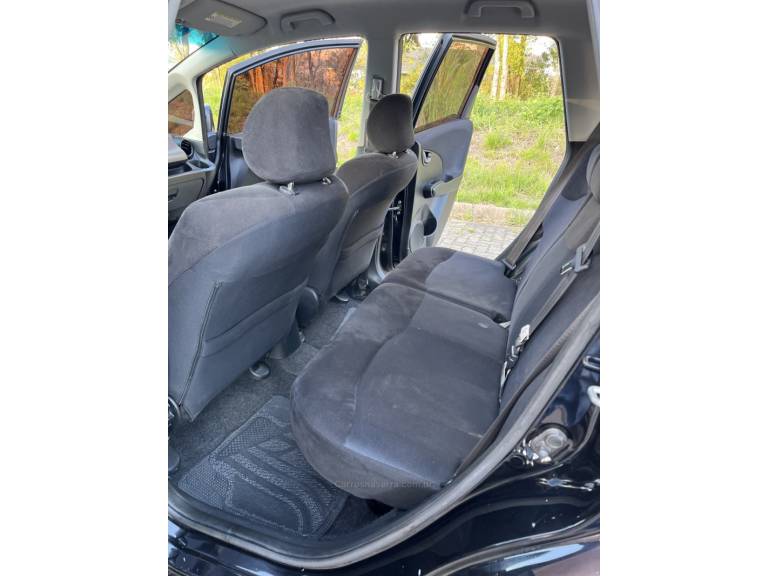 HONDA - FIT - 2010/2010 - Preta - R$ 44.900,00