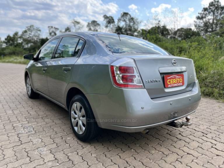 NISSAN - SENTRA - 2008/2009 - Cinza - R$ 31.900,00