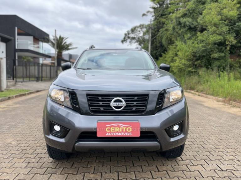 NISSAN - FRONTIER - 2022/2022 - Cinza - R$ 169.900,00