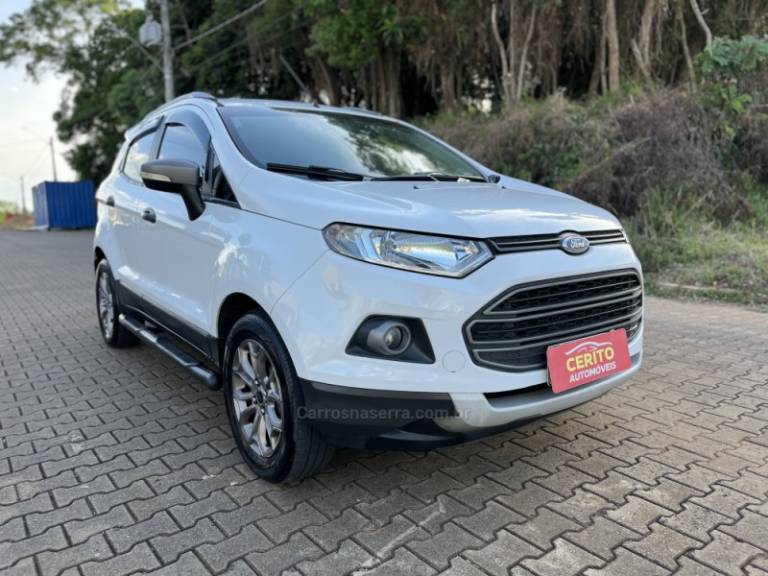 FORD - ECOSPORT - 2015/2016 - Branca - R$ 62.900,00