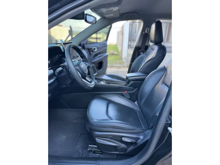 JEEP - COMPASS - 2022/2022 - Preta - R$ 135.900,00