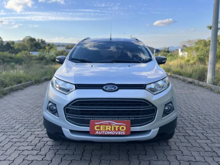 FORD - ECOSPORT - 2015/2016 - Prata - R$ 64.900,00