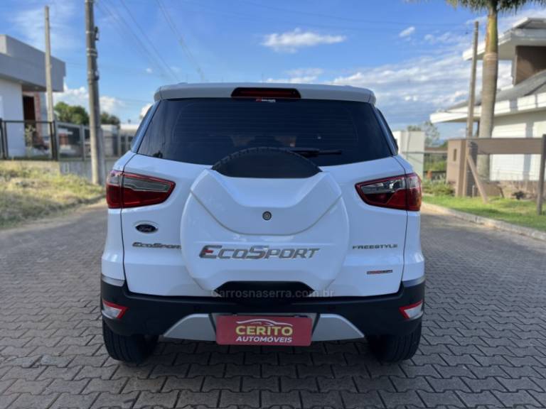 FORD - ECOSPORT - 2015/2016 - Branca - R$ 62.900,00