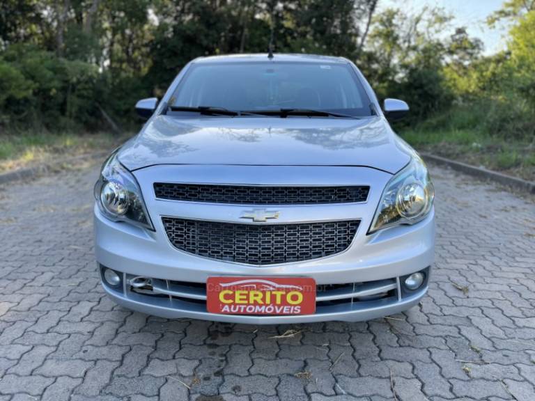 CHEVROLET - AGILE - 2012/2013 - Prata - R$ 39.900,00