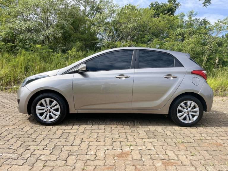 HYUNDAI - HB20 - 2016/2016 - Cinza - R$ 57.900,00