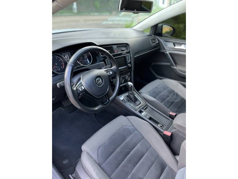 VOLKSWAGEN - GOLF - 2014/2014 - Branca - R$ 85.900,00