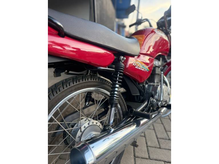 HONDA - CG 125 - 1999/1999 - Vermelha - R$ 15.900,00