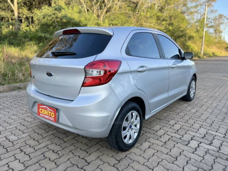 FORD - KA + - 2016/2017 - Prata - R$ 46.900,00