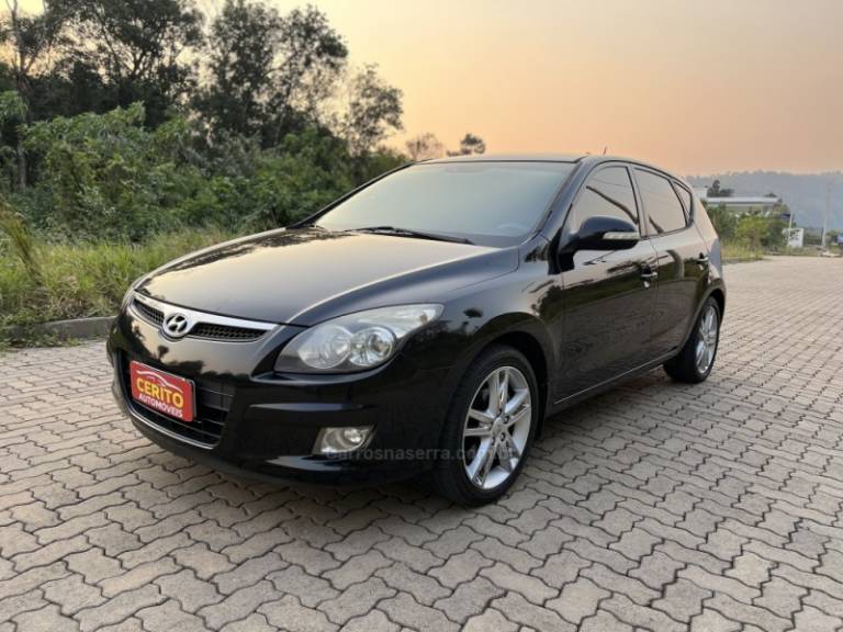 HYUNDAI - I30 - 2011/2012 - Preta - R$ 49.900,00