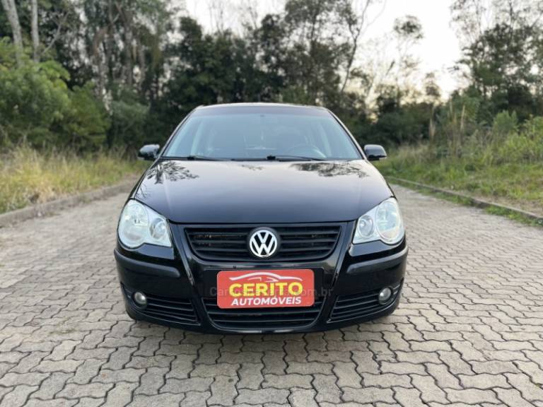 VOLKSWAGEN - POLO - 2010/2010 - Preta - R$ 38.900,00