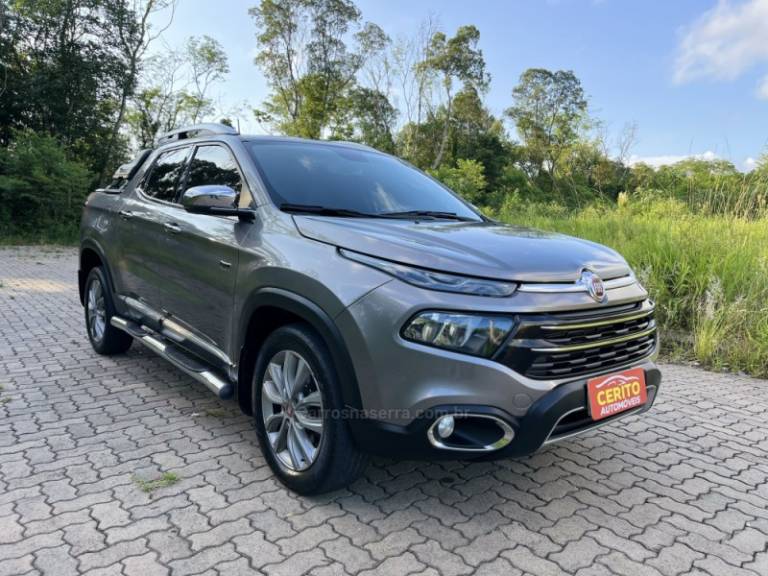 FIAT - TORO - 2020/2021 - Cinza - R$ 136.900,00