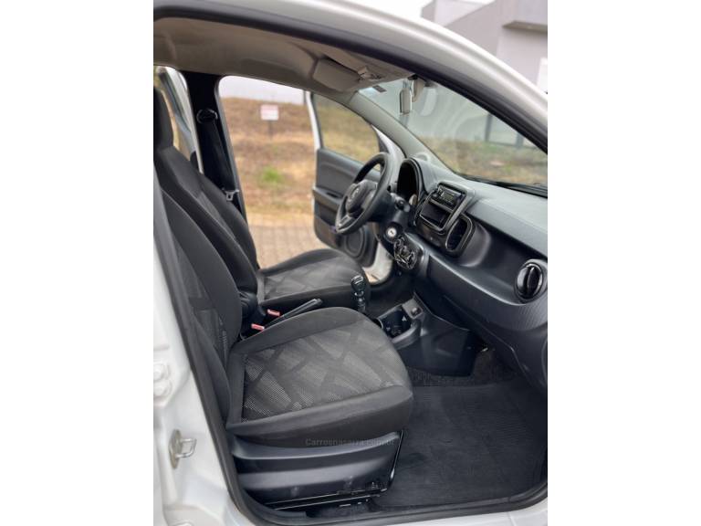 FIAT - MOBI - 2021/2022 - Branca - R$ 51.900,00