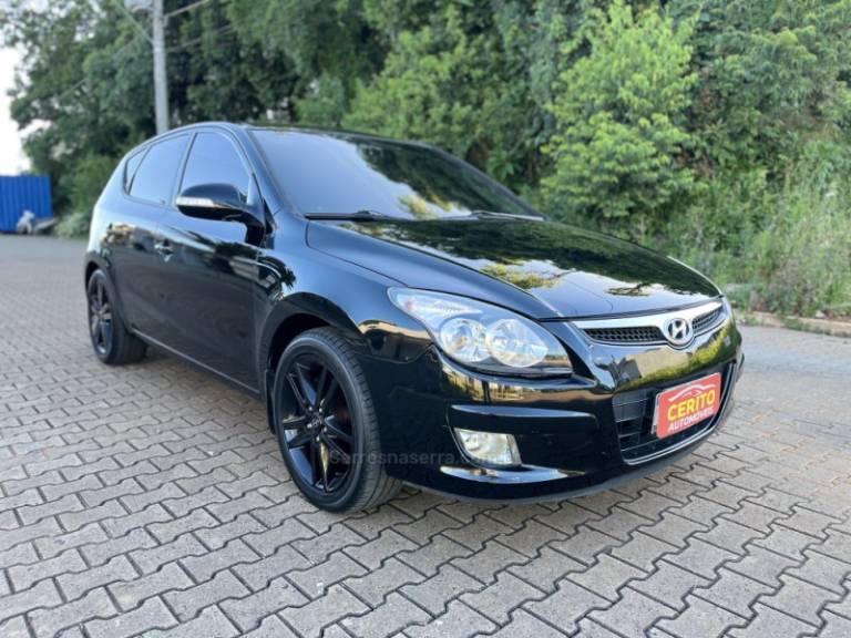 HYUNDAI - I30 - 2011/2011 - Preta - R$ 45.900,00