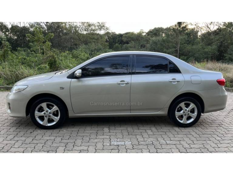 TOYOTA - COROLLA - 2013/2013 - Preta - R$ 69.900,00