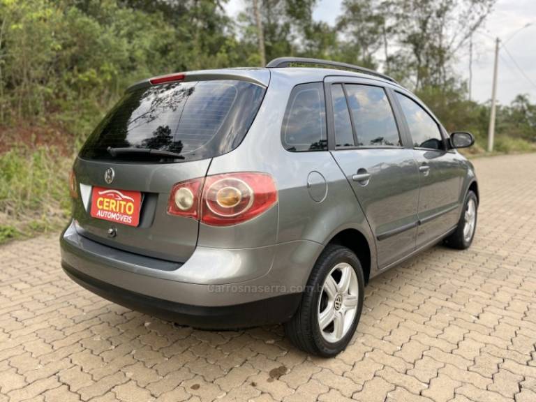 VOLKSWAGEN - SPACEFOX - 2006/2007 - Cinza - R$ 34.900,00