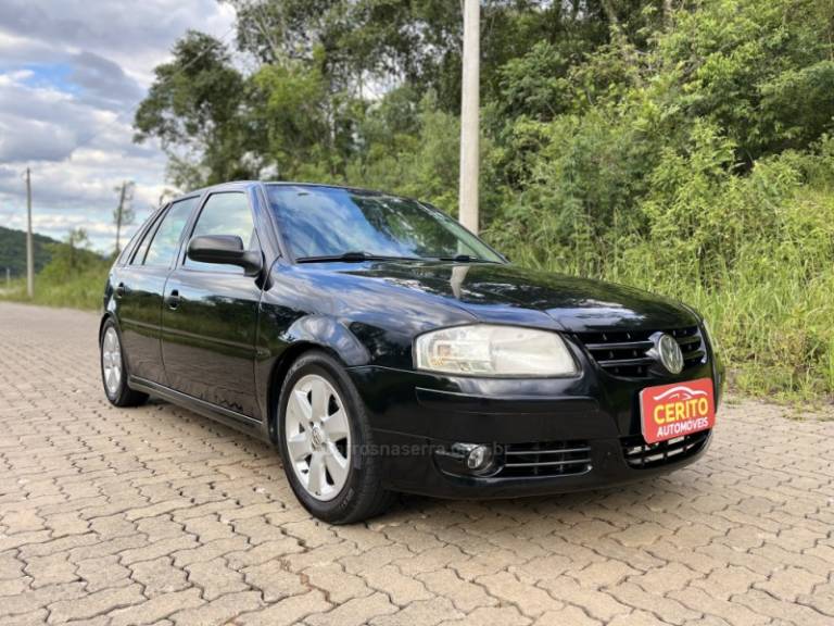 VOLKSWAGEN - GOL - 2010/2011 - Preta - R$ 20.900,00