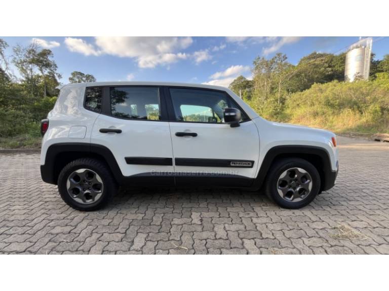 JEEP - RENEGADE - 2016/2017 - Branca - R$ 74.900,00