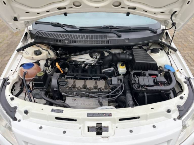 VOLKSWAGEN - VOYAGE - 2008/2009 - Branca - R$ 34.900,00
