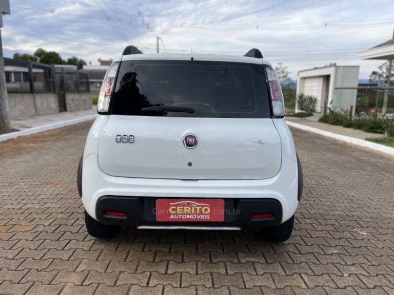 FIAT - UNO - 2015/2015 - Branca - R$ 44.900,00