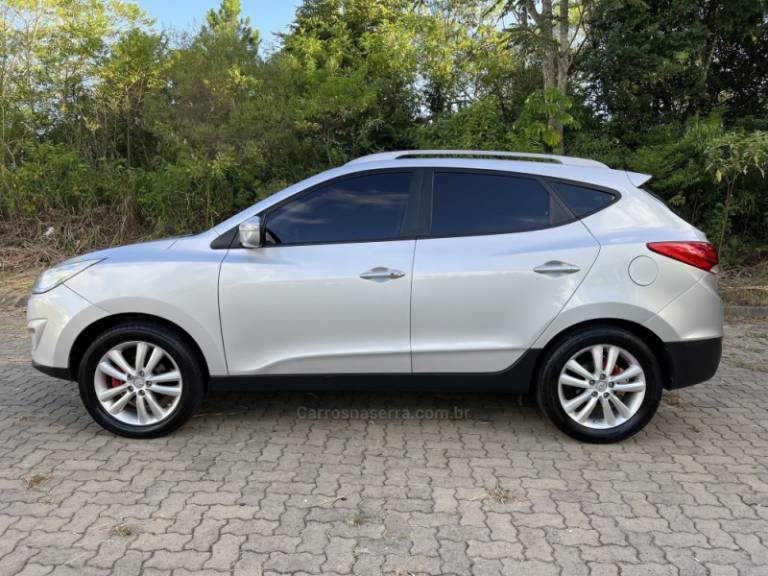 HYUNDAI - IX35 - 2012/2013 - Prata - R$ 69.900,00