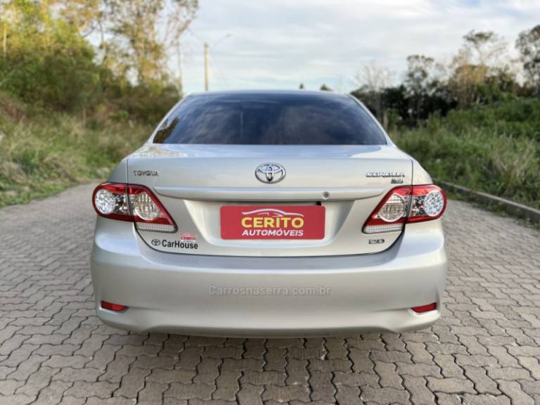 TOYOTA - COROLLA - 2013/2013 - Preta - R$ 69.900,00