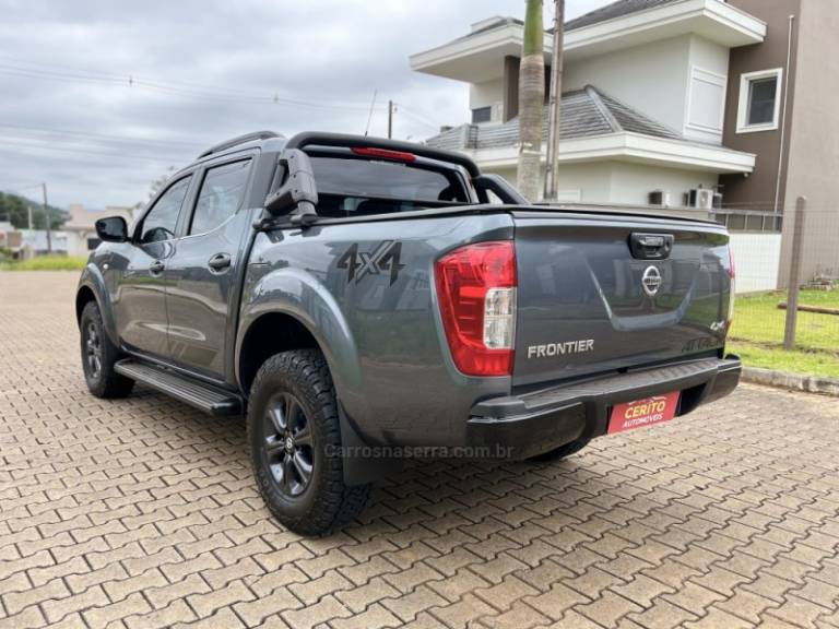 NISSAN - FRONTIER - 2022/2022 - Cinza - R$ 169.900,00