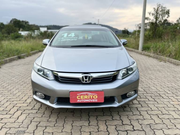 HONDA - CIVIC - 2013/2014 - Cinza - R$ 78.900,00